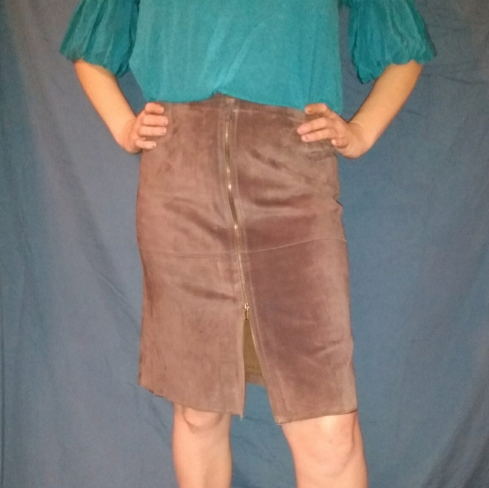 Isaac Mizrahi suede skirt, leather, sz 12, NWOT